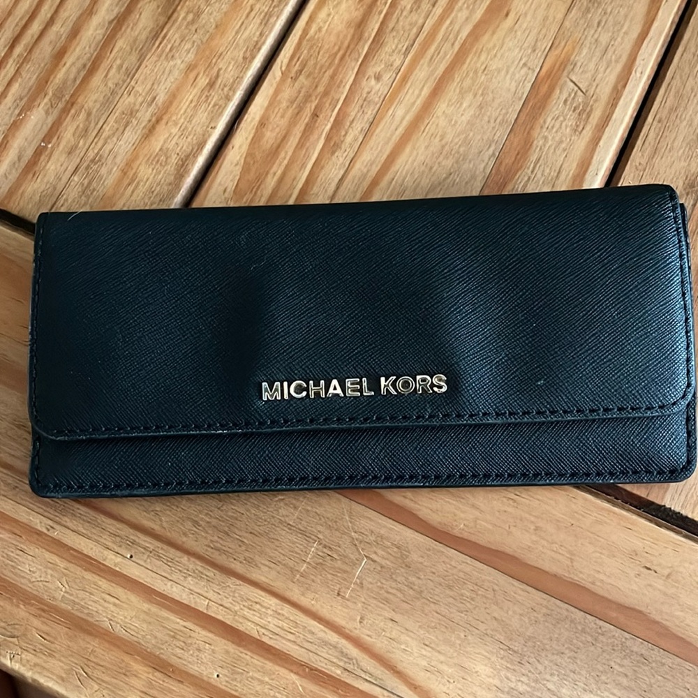 Michael Kors wallet